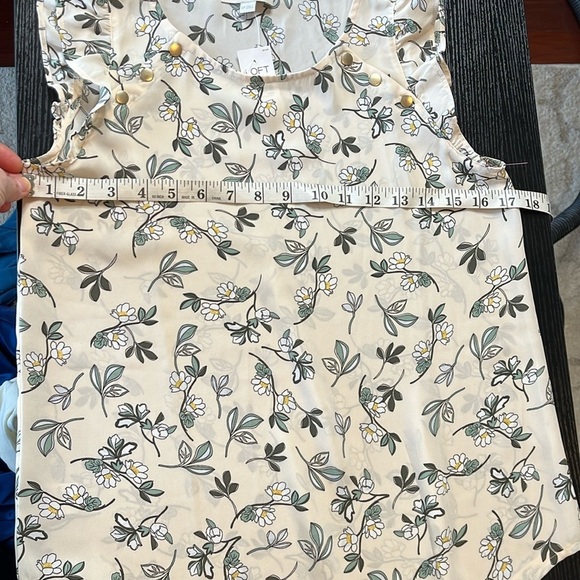 NWT LOFT floral masks motif blouse - Picture 5 of 6